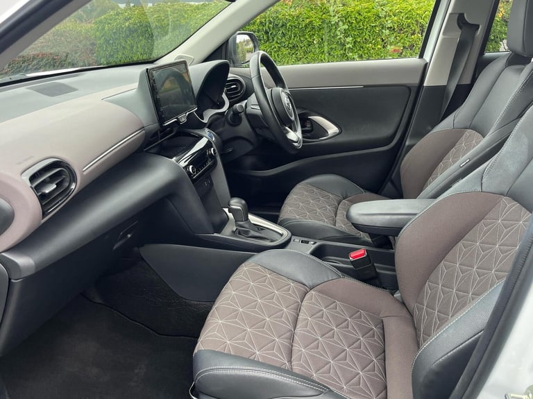 2022 Toyota Yaris 1.5 Hybrid Excel 5dr CVT Estate Hybrid Automatic