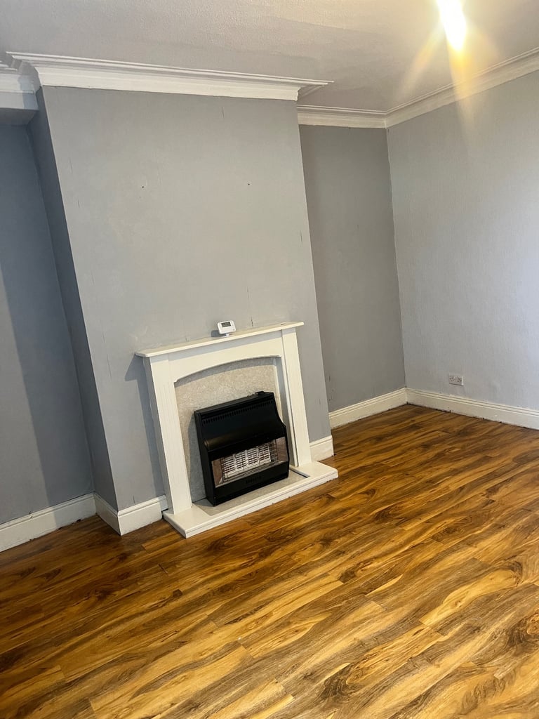 3 BEDROOM HOUSE FOR RENT BD4