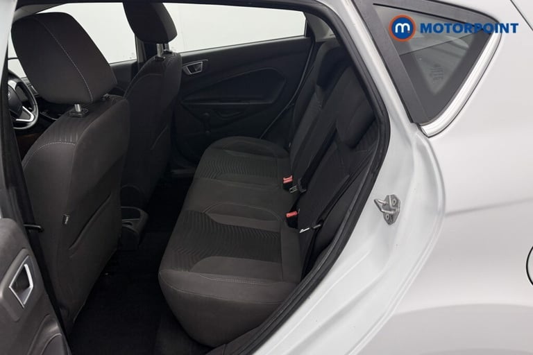 2015 Ford Fiesta 1.25 82 Zetec 5dr HATCHBACK PETROL Manual