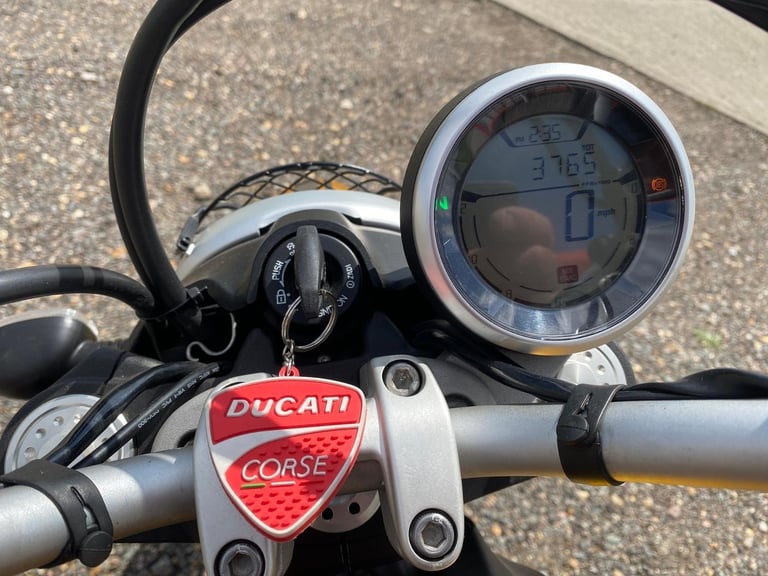 DUCATI SCRAMBLER CLASSIC 800, 2015, 3,700 MILES, STUNNING BIKE