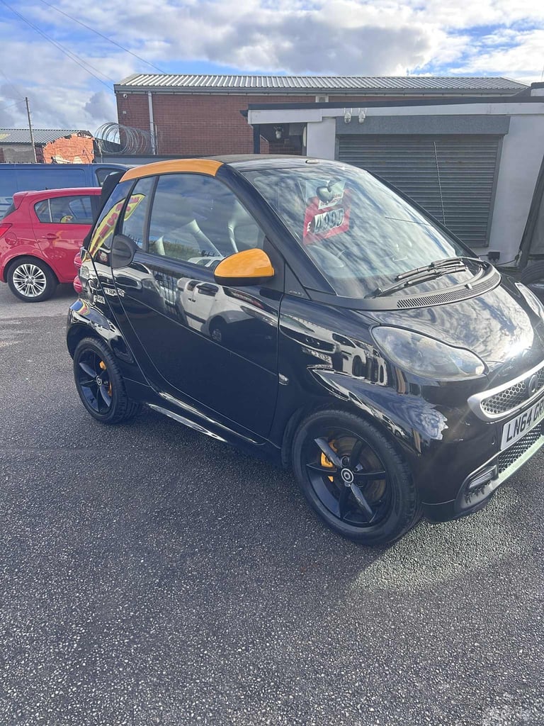 2014 SMART FORTWO 1.0 84 GRANDSTYLE Convertible low miles winter bargain 