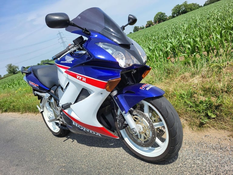 2004 54 HONDA VFR 800-5 HRC COLOURS VFR800 VTEC SPORTS TOURER NEW MOT