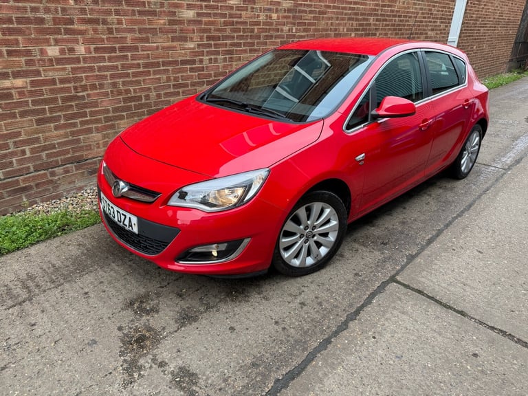 2014 Vauxhall Astra 1.6i 16V Elite 5dr Auto HATCHBACK Petrol Automatic