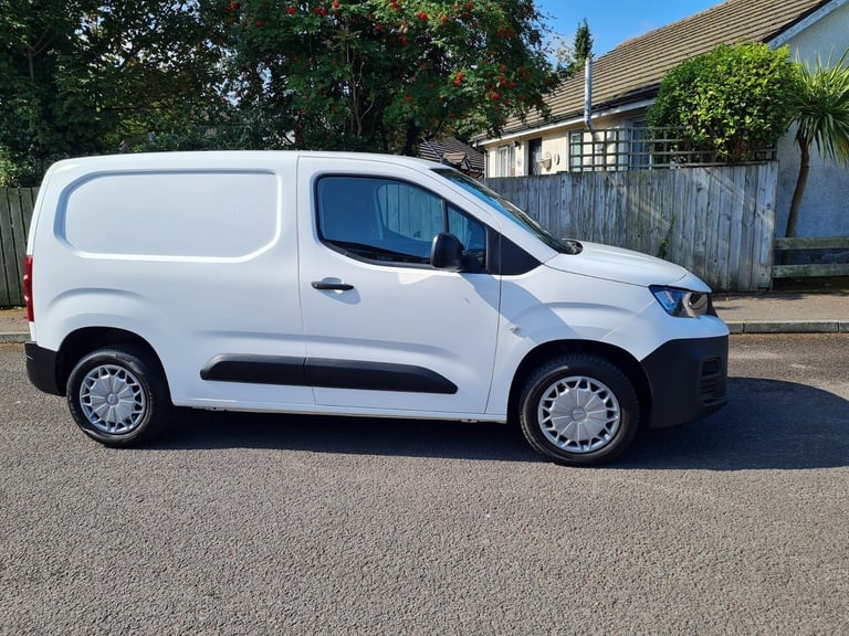 2021 Peugeot Partner Professional Hdi 100 Bhp Diesel Three Front Seats Side Door