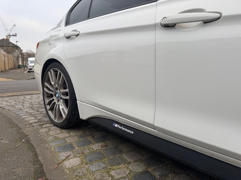 BMW, 3 SERIES, Saloon, 2012, Semi-Auto, 1997 (cc), 4 doors