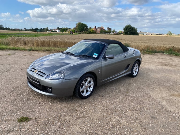 2002 MG MGF 1.8 135 16v 2dr CONVERTIBLE Petrol Manual