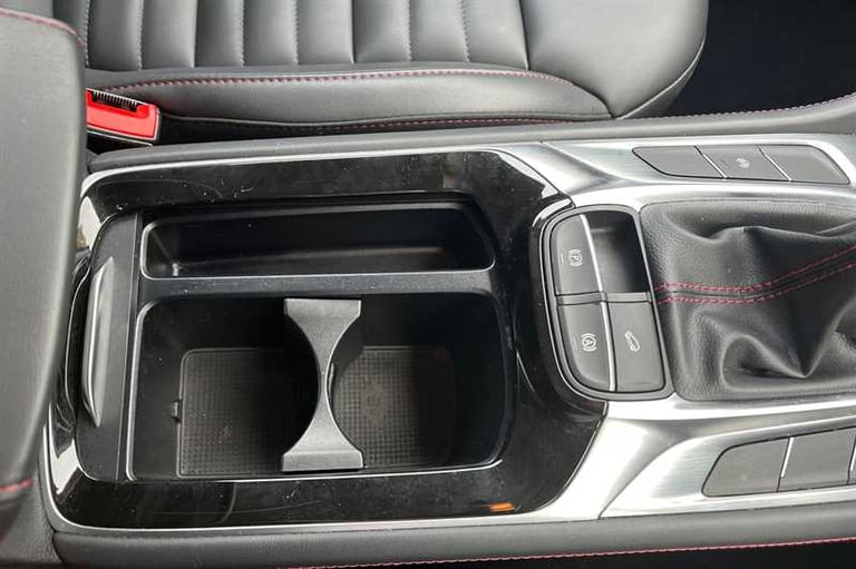 2024 MG MG HS 1.5 T-GDI TROPHY 5DR Hatchback Petrol Manual