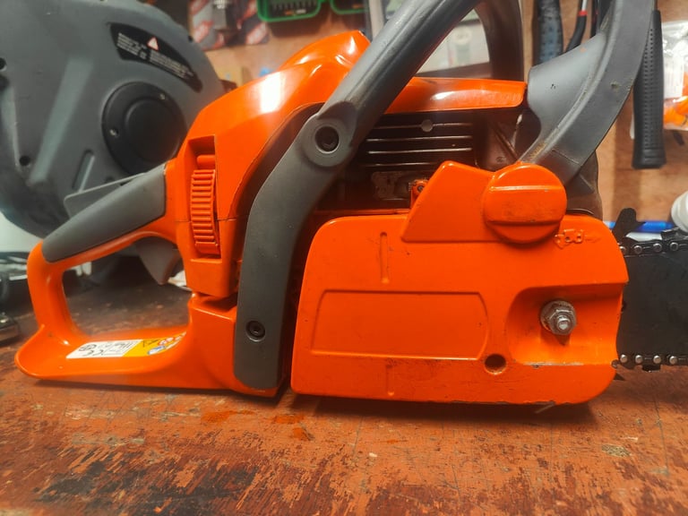 image for Husqvarna 435 Petrol Chainsaw, 16"