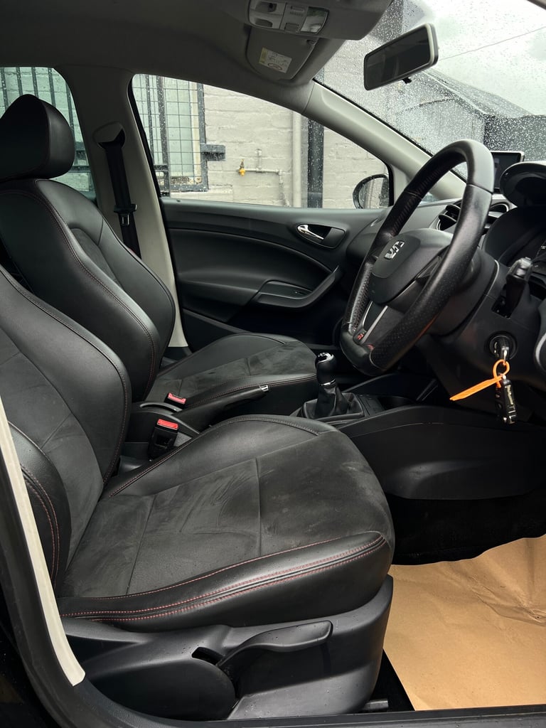 2015 SEAT Ibiza 1.2 TSI FR Black 5dr HATCHBACK Petrol Manual
