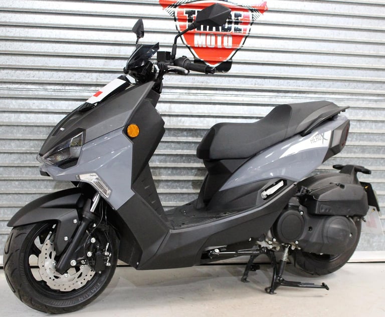 2023 23 SINNIS LH 125 T-22 HERO X GREY LEARNER LEGAL SCOOTER 540 MILES TRADESALE
