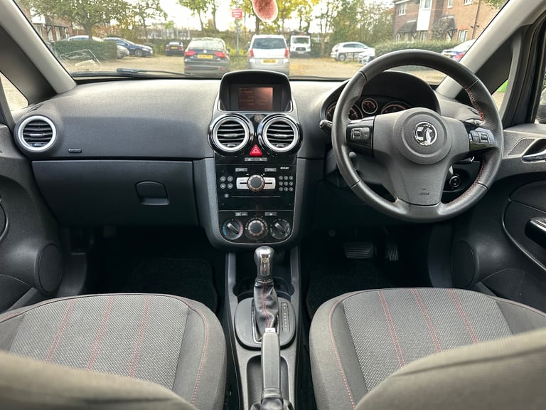 2013 Vauxhall Corsa SXI Automatic 1.4L Petrol 59,000 Miles Full Service History 1YR NEW MOT  1 OWNER