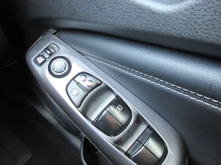 2023 Nissan Juke 1.0 DIG-T N-Connecta Euro 6 (s/s) 5dr HATCHBACK Petrol Manual