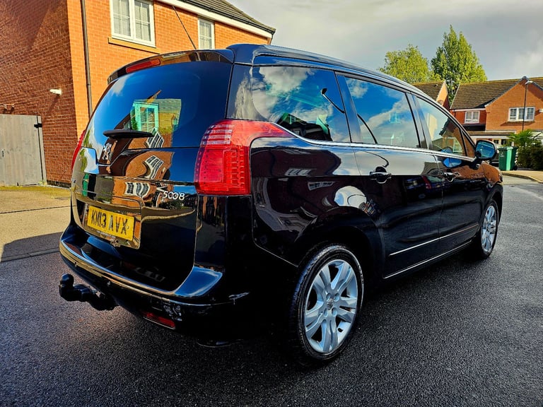 Peugeot 5008 Allure Automatic 