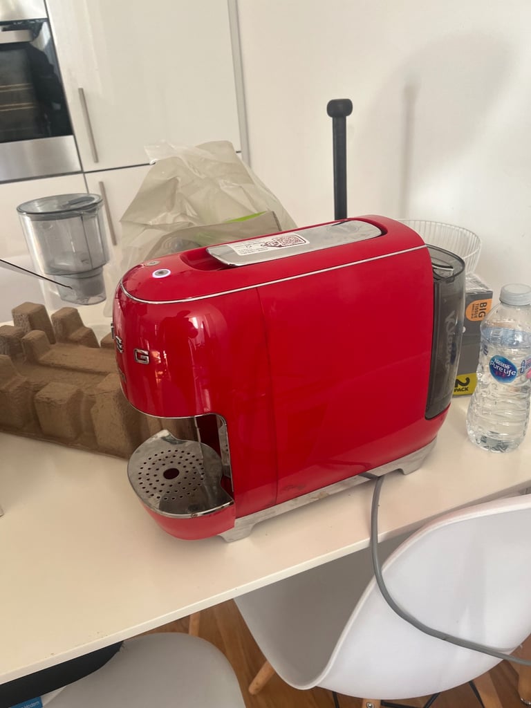 image for lavazza a modo mio smeg coffee machine