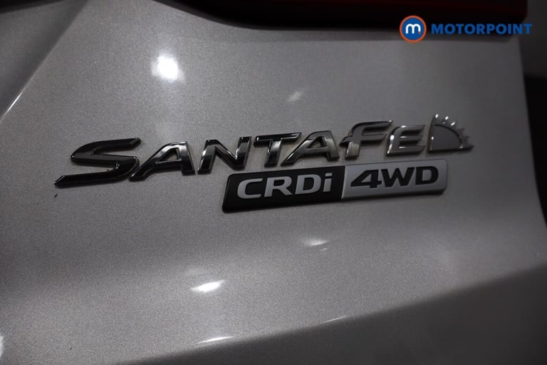 2016 Hyundai Santa Fe 2.2 CRDi Blue Drive Premium 5dr Auto [7 Seats] SUV Diesel Automatic