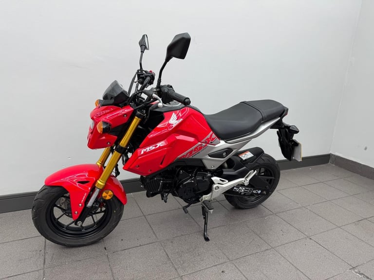 HONDA MSX 125 GROM RED, 2021 70REG ONLY 4,884 MILES 125CC USED MOTORBIKE