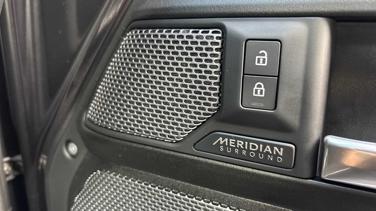 2021 Land Rover Defender 5.0 P525 V8 Carpathian Edition 90 3dr Auto ESTATE PETROL Automatic