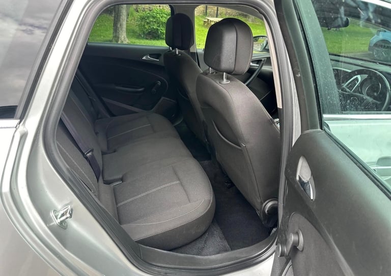 2012 (12) VAUXHALL ASTRA 1.7 CDTI SRI 16V ESTATE MANUAL 