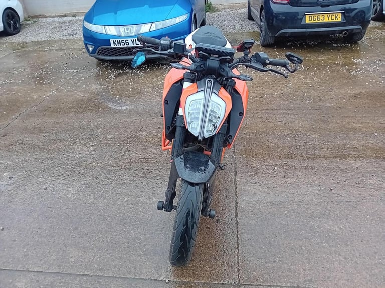 2020 KTM DUKE 125 ABS NAKED NEW MOT HISTORY SPORTS EXHAUST