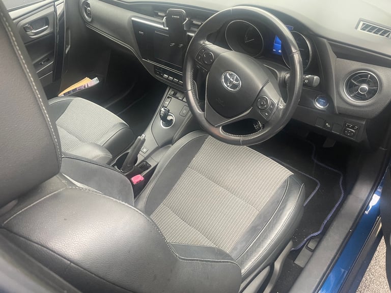 Toyota, AURIS, Hatchback, 2016, Other, 1798 (cc), 5 doors