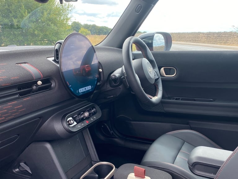 2024 MINI Cooper 1.5 C Sport Auto 3dr - OLED Infotainment Screen &amp; Rear Camera &amp; CarPlay ...