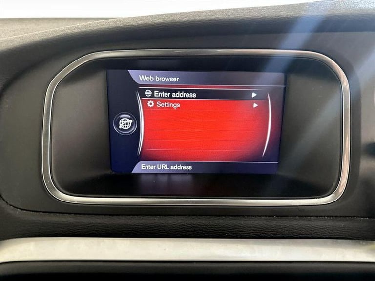 2019 Volvo V40 Cross Country 1.5 T3 GPF Pro Auto Euro 6 (s/s) 5dr Automatic Hatchback Petrol Auto...