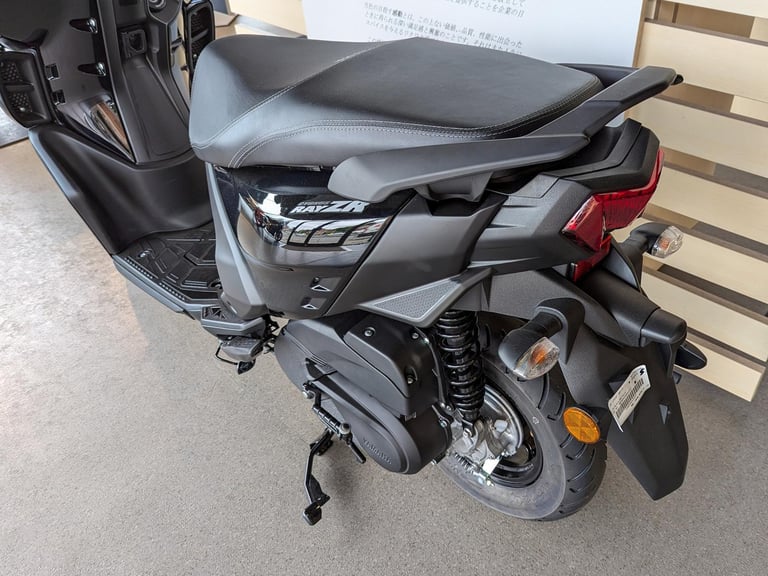NEW Yamaha RayZR 125 Learner Legal Scooter. (Black) JUST £2,500 (No Admin Fees)