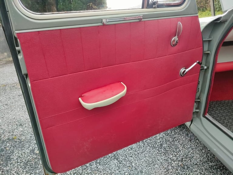 1958 AUSTIN A55 MK1 4 dr  Petrol Manual