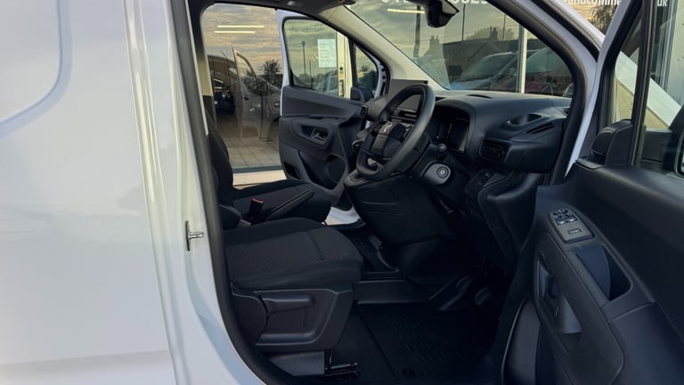 2024 Vauxhall Combo 1.5 Turbo D 100ps Prime H1 Van PANEL VAN Diesel Manual