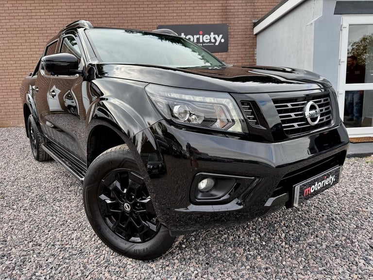2020 Nissan Navara 2.3 dCi N-Guard Auto 4WD Euro 6 4dr PICK UP Diesel Automatic