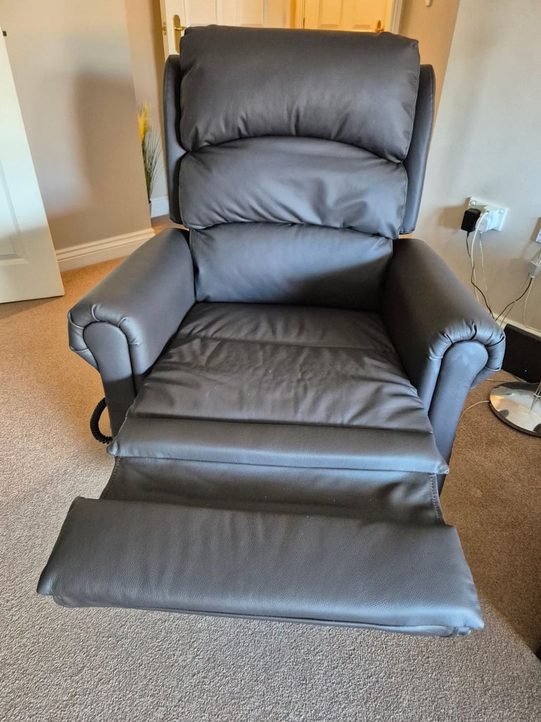 Careco electric riser/recliner brown leather chair 