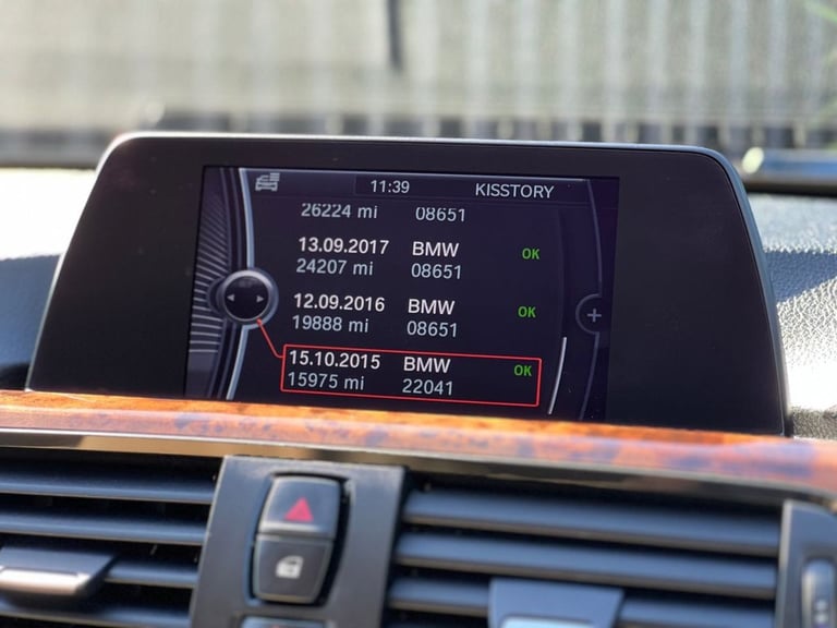 2013 BMW 3 Series 2.0 320d ED EfficientDynamics Business Saloon 4dr Diesel Auto Euro 5 (s/s)  Sal...