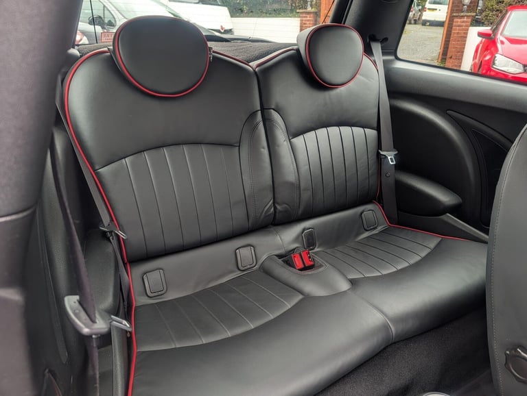 2013 MINI Hatch 1.6 John Cooper Works Euro 5 (s/s) 3dr HATCHBACK Petrol Manual