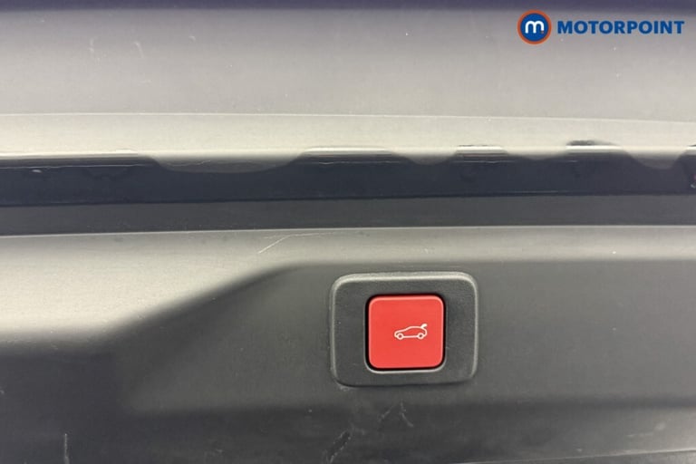 2024 Peugeot 3008 1.2 Hybrid 136 GT 5dr e-DSC6 SUV Petrol Automatic