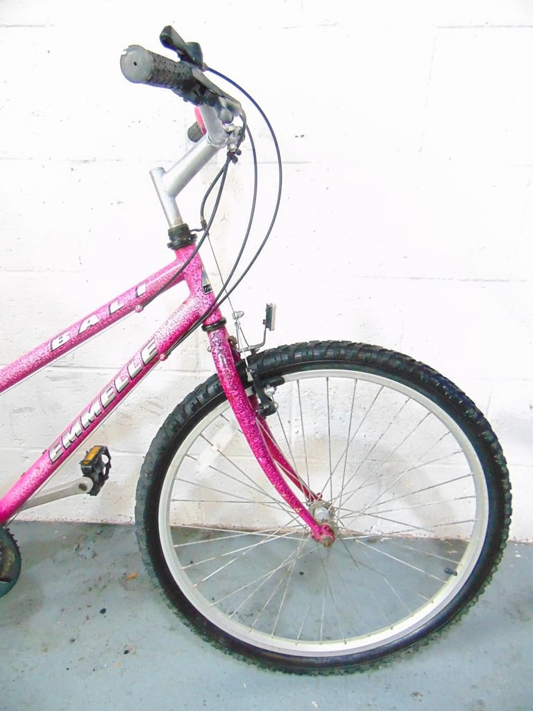 Emmelle Bali (18 inch frame) Mountain Bike (free local delivery)