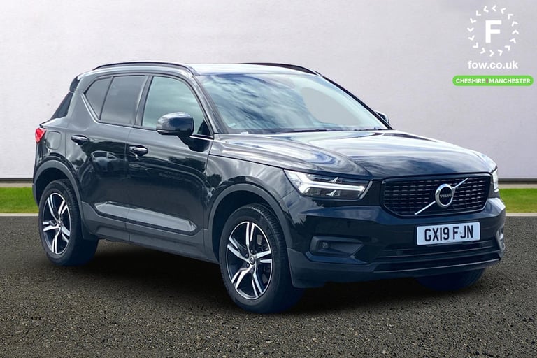 image for 2019 Volvo XC40 2.0 T4 R DESIGN 5dr AWD Geartronic Estate PETROL Automatic