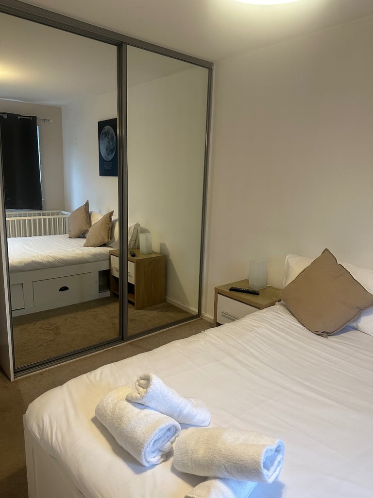 Room 1  To Rent