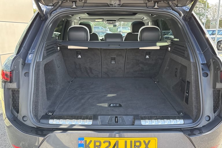 2024 Land Rover Range Rover Sport 3.0 D300 Dynamic SE 5dr SUV DIESEL Automatic