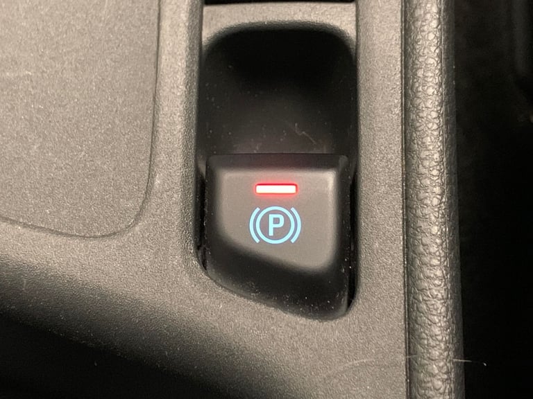 2024 Toyota Yaris Cross 1.5 VVT-h Icon SUV 5dr Petrol Hybrid E-CVT Euro 6 (s/s) (116 ps) - LANE T...