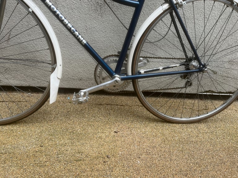 Stunning sporty Women's Motobecane Vintage Roadbike