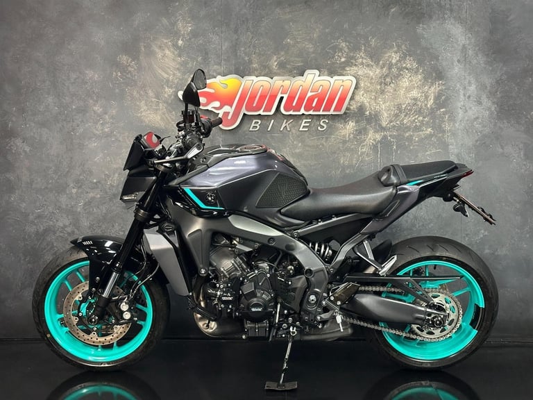 2024 Yamaha MT-09 900 Hyper-naked Euro 5