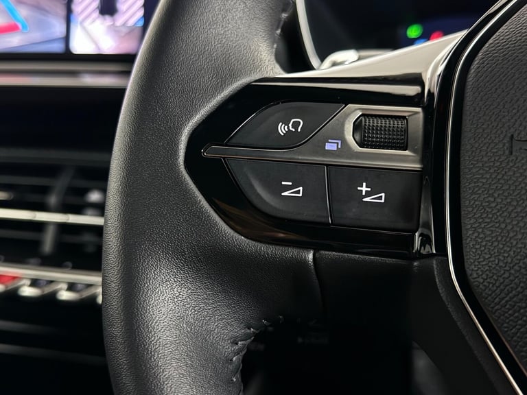 2023 Peugeot 2008 1.2 PureTech 130 Allure 5dr EAT8 HATCHBACK PETROL Automatic