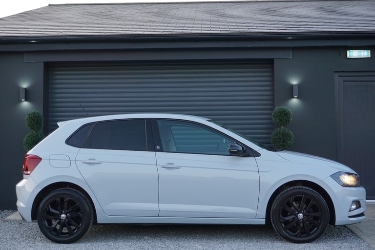 2019 Volkswagen Polo 1.0 EVO Beats  *STUNNING COLOUR COMBINATION FSH IMMACULATE* HATCHBACK Petrol...