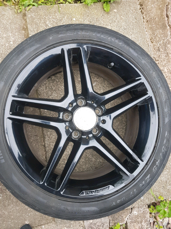 Alloy wheels 
