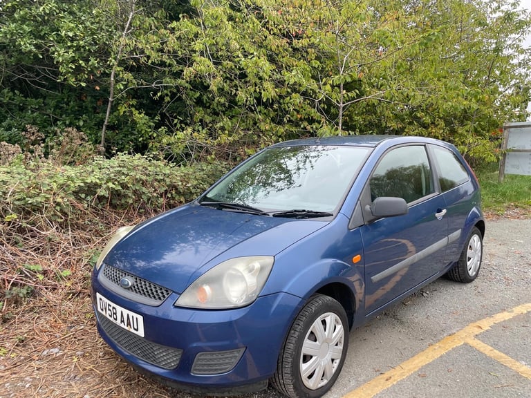 FORD FIESTA 1.2 ZETEC 08 REG BLUE 13 SERVICE STAMPS MOT AUGUST 8TH 2026 LOW INSURANCE 48+MPG