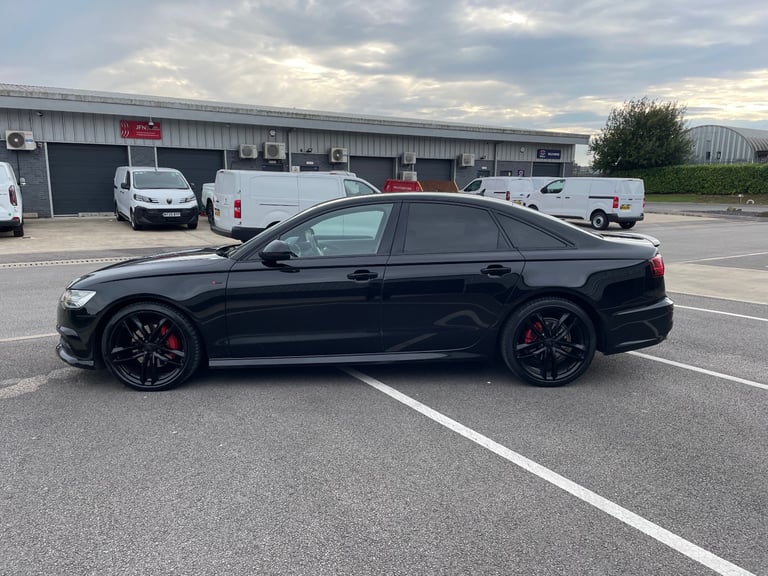 AUDI A6 2.0 TDI AUTO S LINE ULTRA BLACK EDITION  