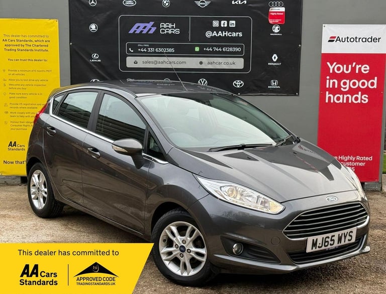 image for 2015 Ford Fiesta 1.25 Zetec Euro 6 5dr HATCHBACK Petrol Manual