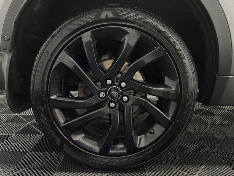 2017 Land Rover Discovery Sport 2.0 TD4 HSE Dynamic Lux Auto 4WD Euro 6 (s/s) 5dr ESTATE Diesel A...
