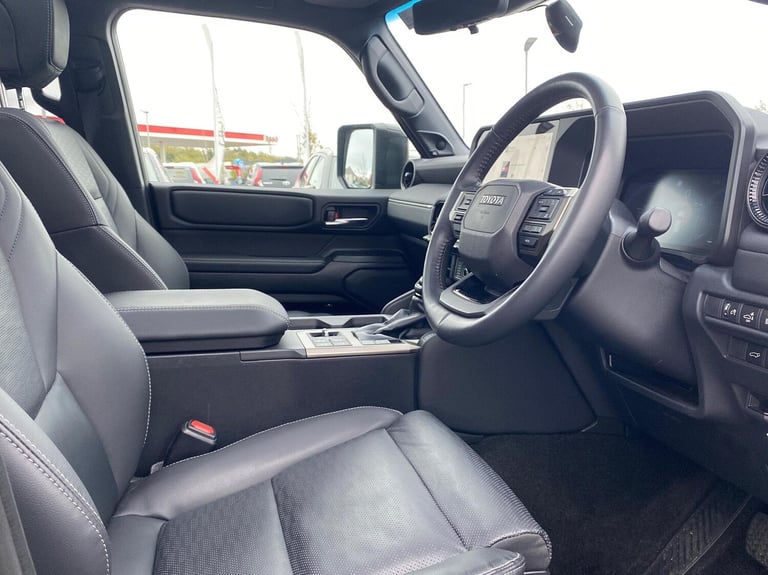 2024 Toyota Land Cruiser 2.8 D-4D 204 Invincible 5dr Auto (7 Seat) SUV Diesel Automatic