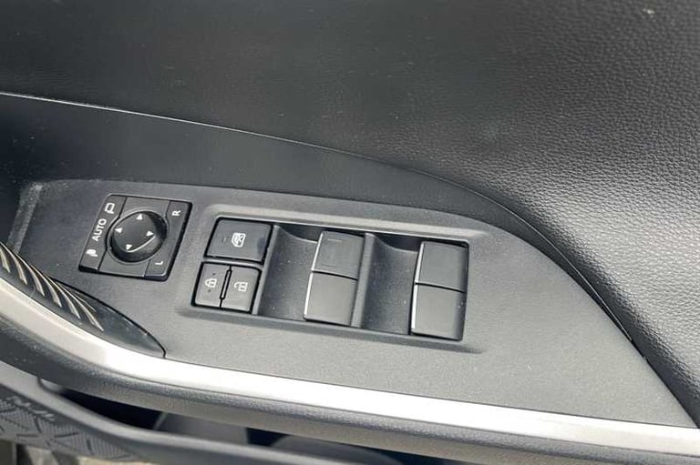 2019 Toyota RAV4 2.5 VVT-h Design SUV 5dr Petrol Hybrid CVT Euro 6 (s/s) (218 ps) SUV Hybrid Auto...